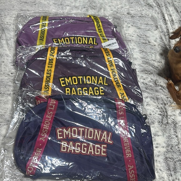 Assholes Live Forever PURPLE  PRINTED STRAP LINED DUFFLE BAG - Picture 7 of 7